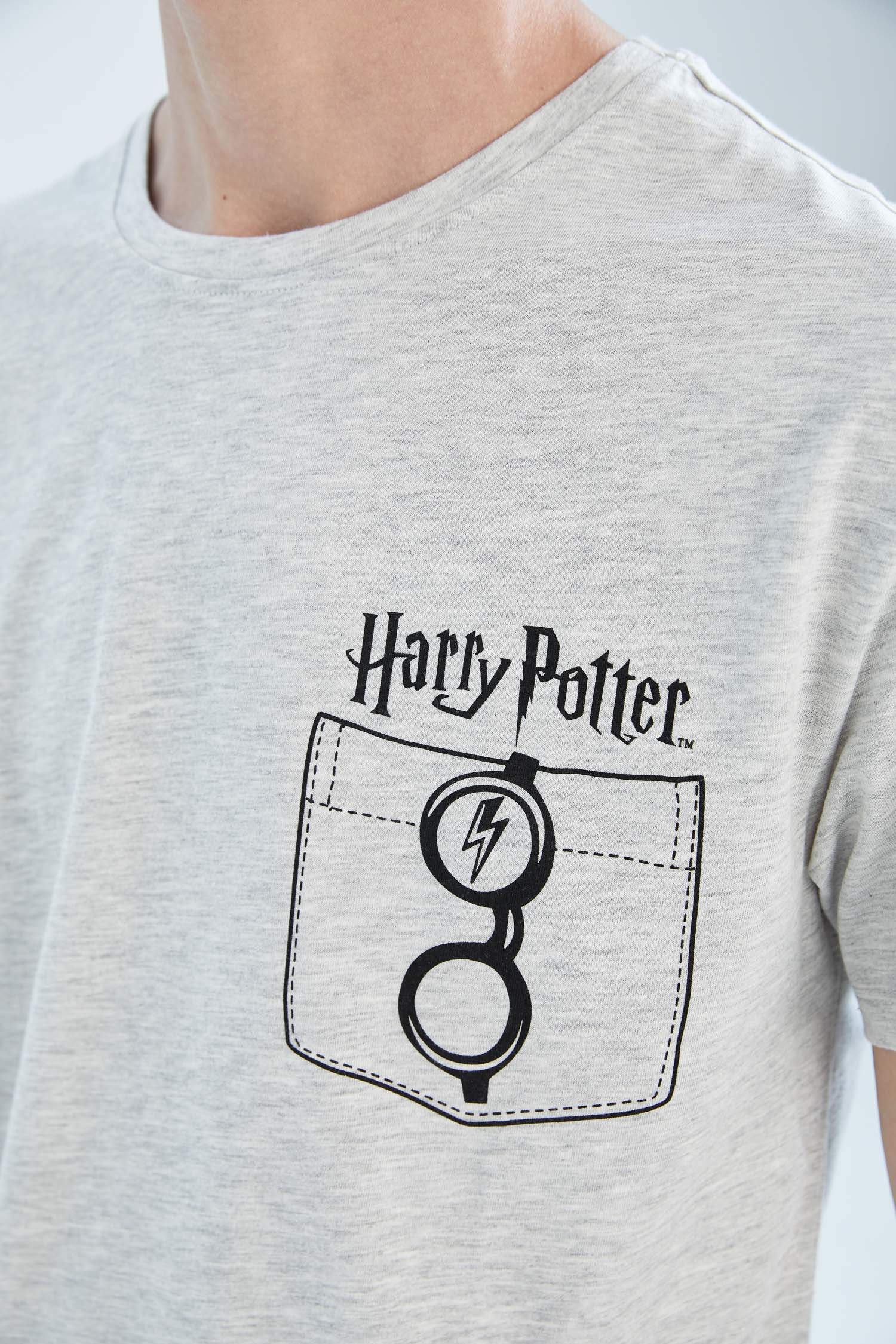 Defacto Harry Potter Regular Fit Pijama Takımı. 4