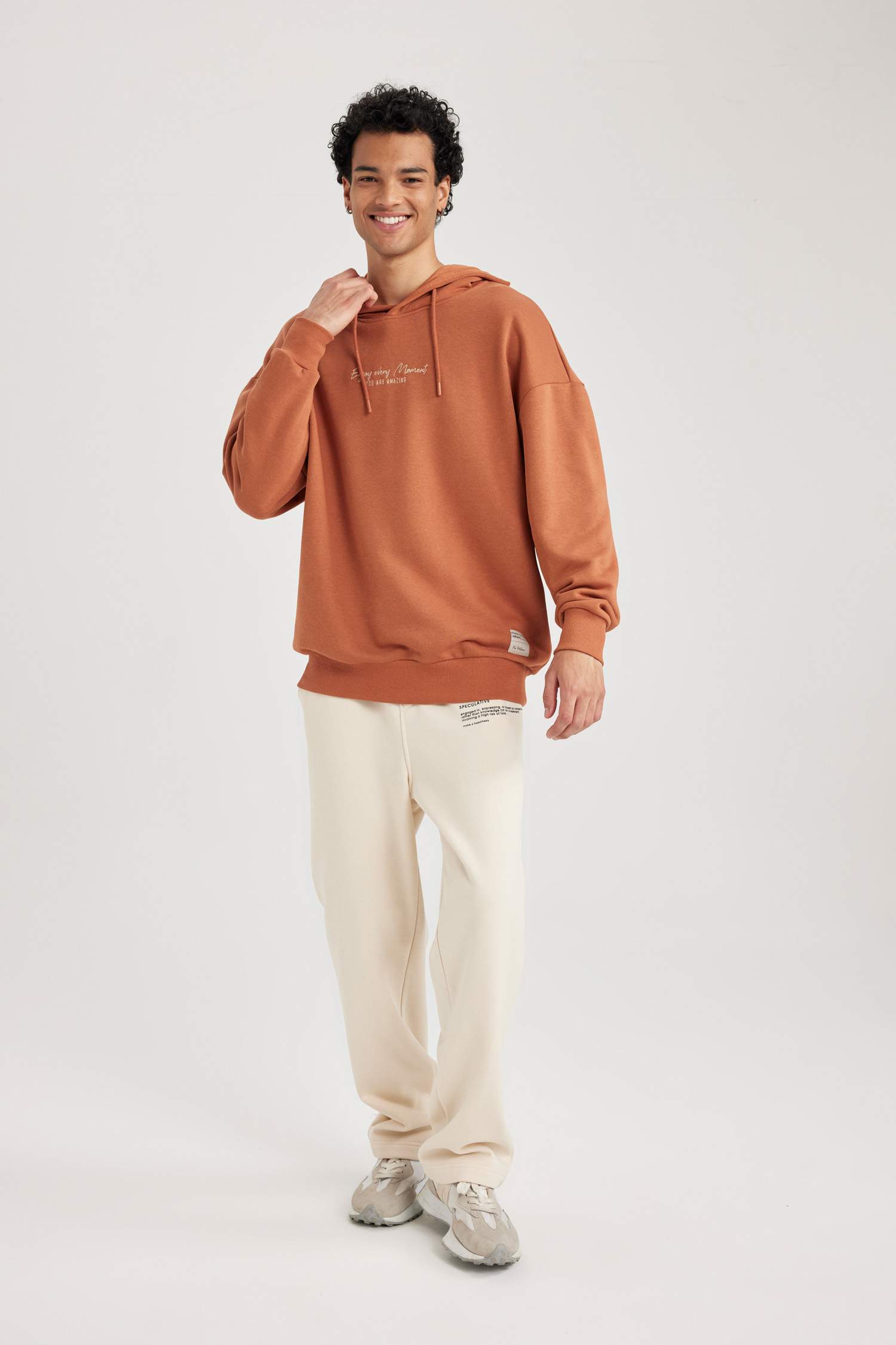 بنطلون سويت بانتس قصة عادية بجيب بسحاب