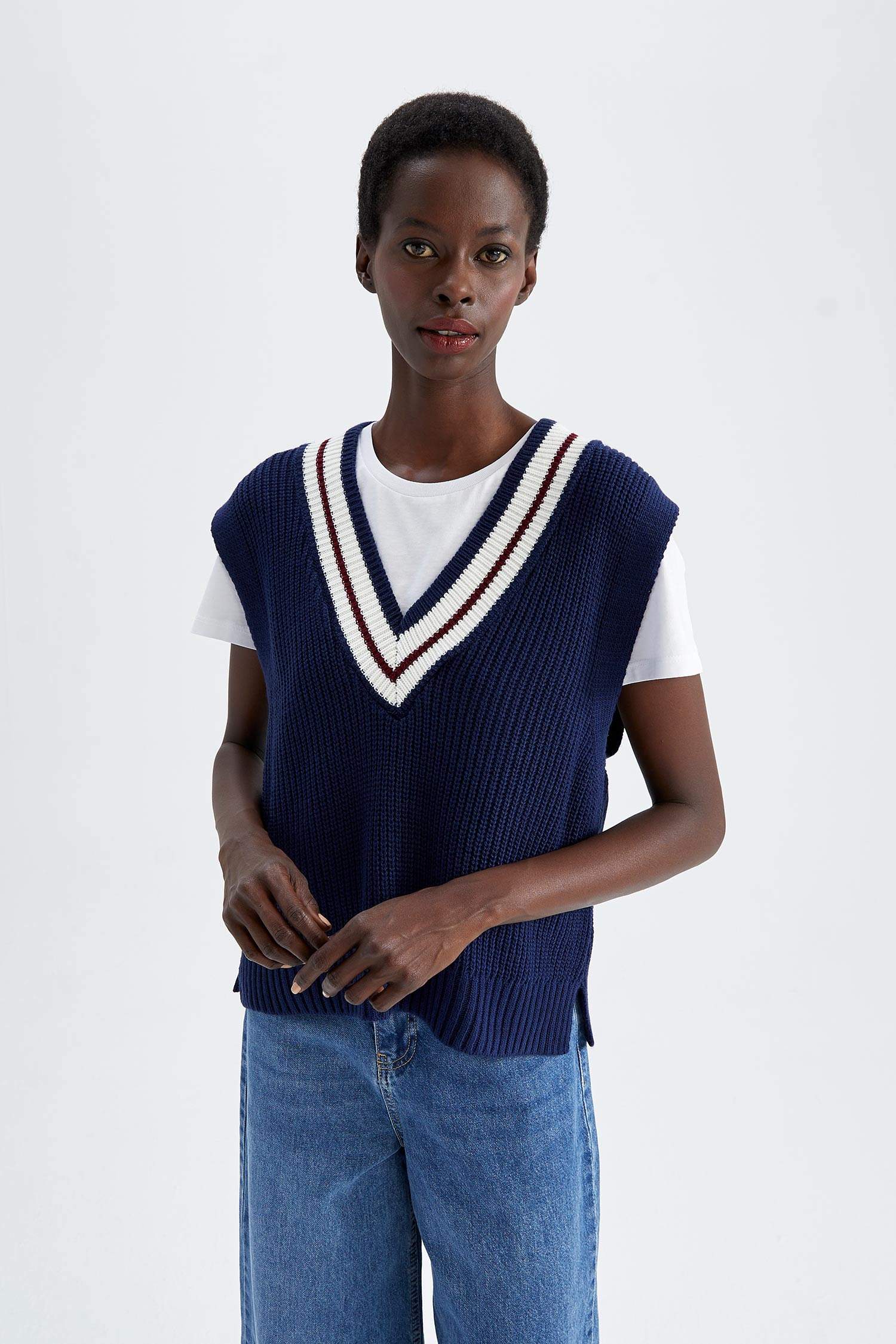 Жилет стандартного кроя Вязанная для женщин