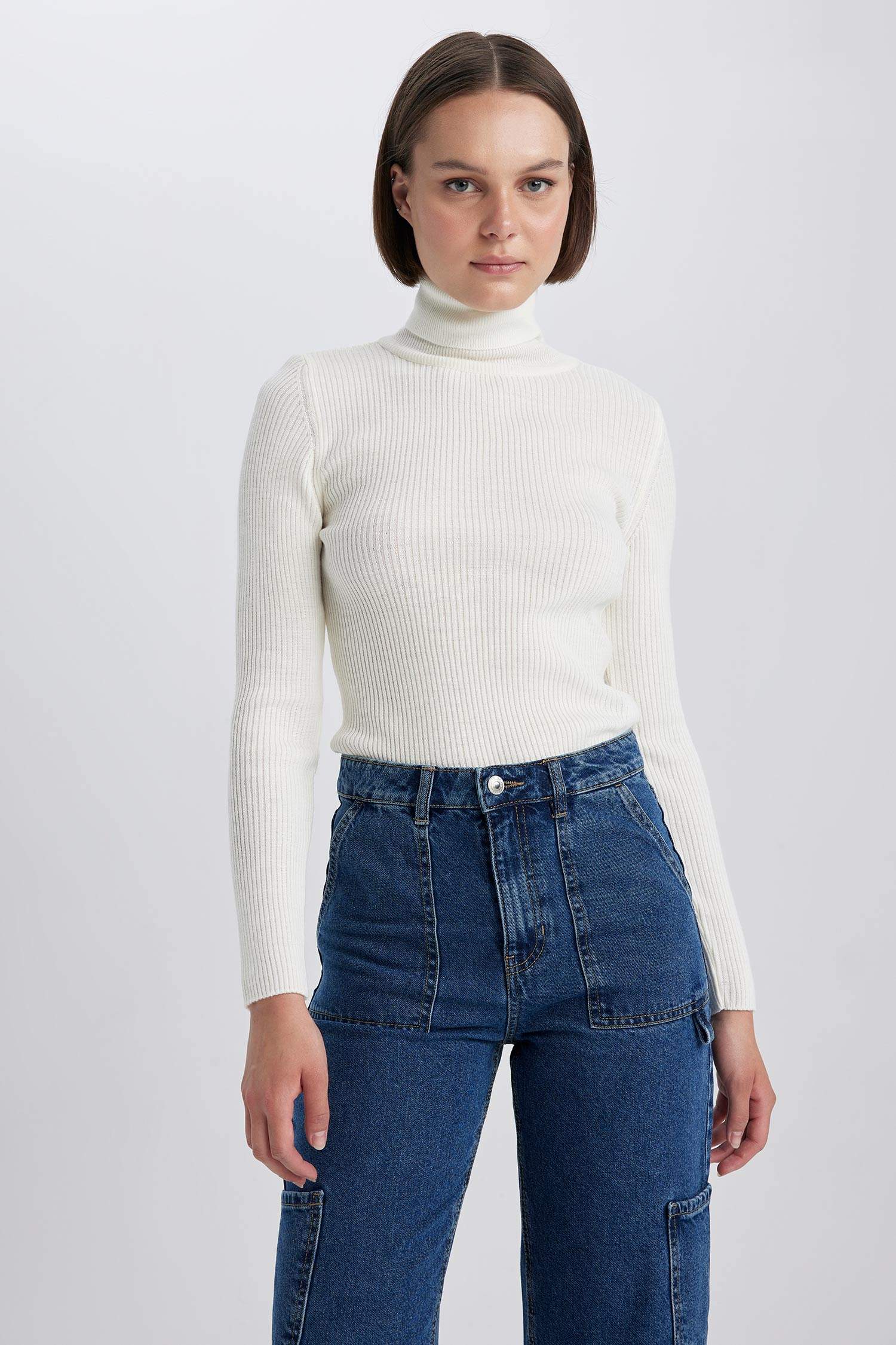 Slim Fit Dar Kesim Balıkçı Yaka Triko Kazak