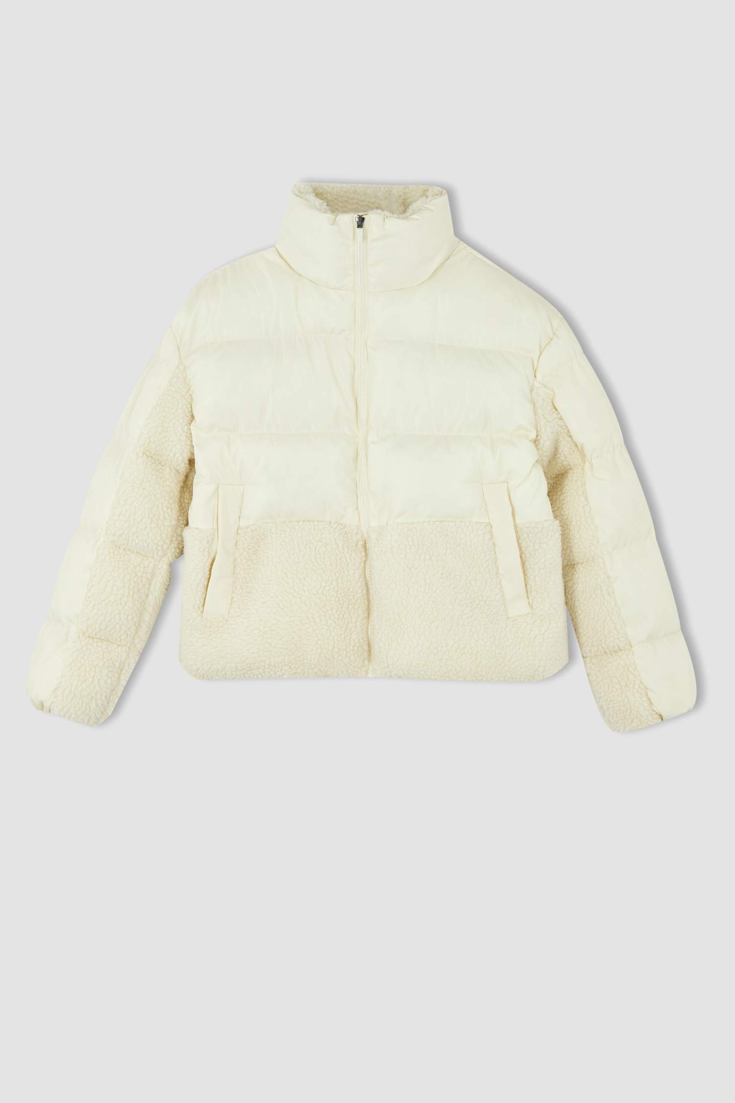 Su itici Dik Yaka Pelüş Detaylı Mont