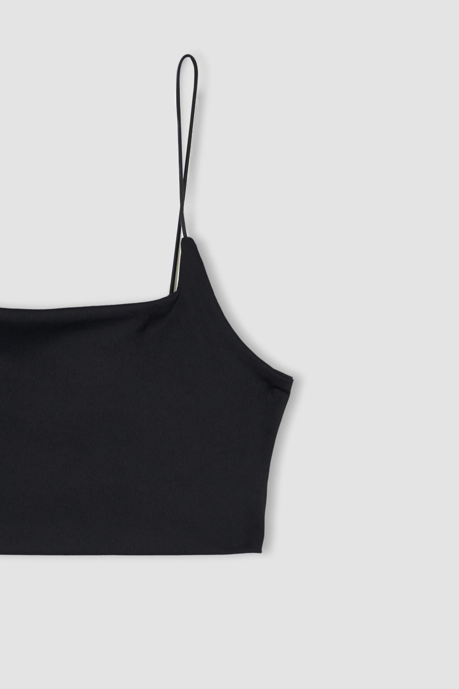 Defacto Fit Crew Neck Rope Strap Crop Top