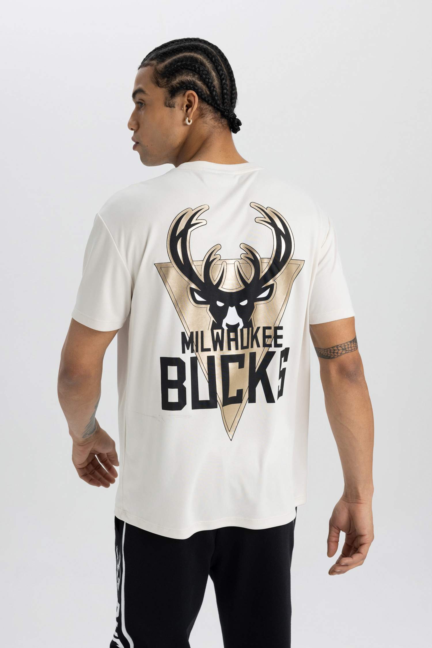 DeFactoFit NBA Milwaukee Bucks Crew Neck Heavy Fabric T-Shirt