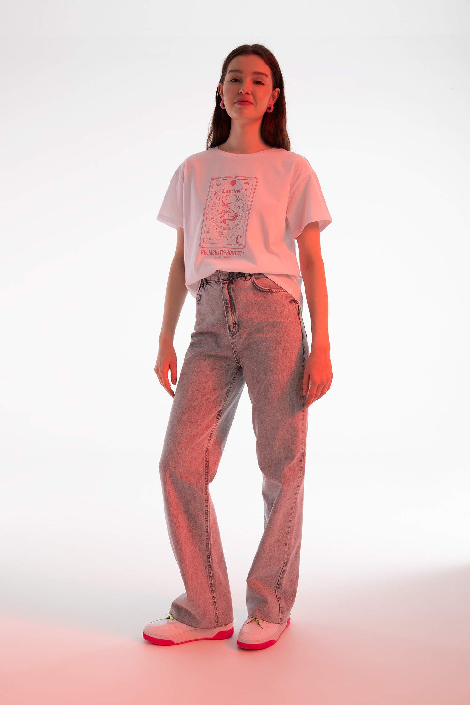 Regular Fit Crew Neck Capricorn Printed Short Sleeve T-Shirt