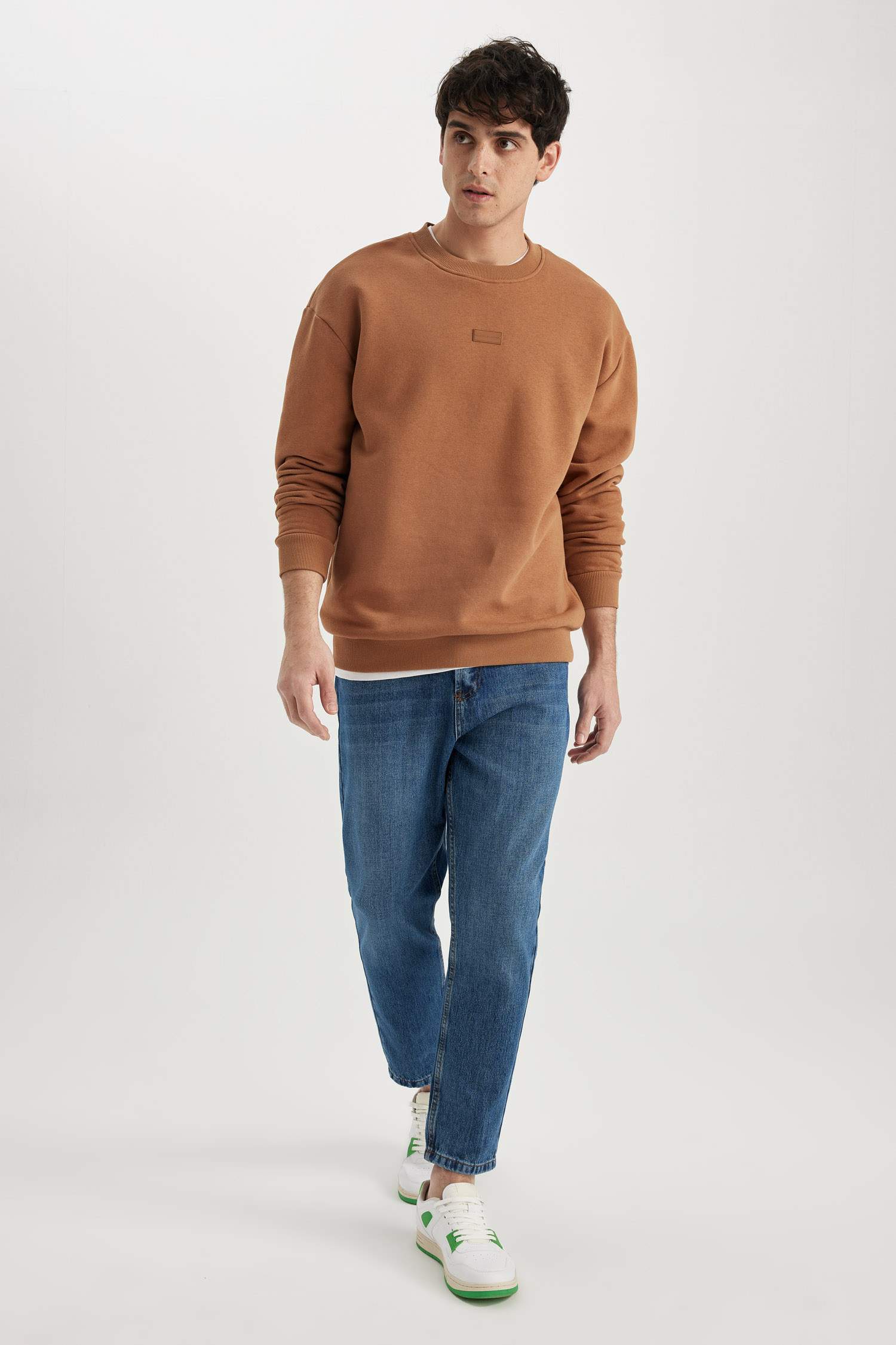 Boxy Fit Bisiklet Yaka Baskılı Sweatshirt