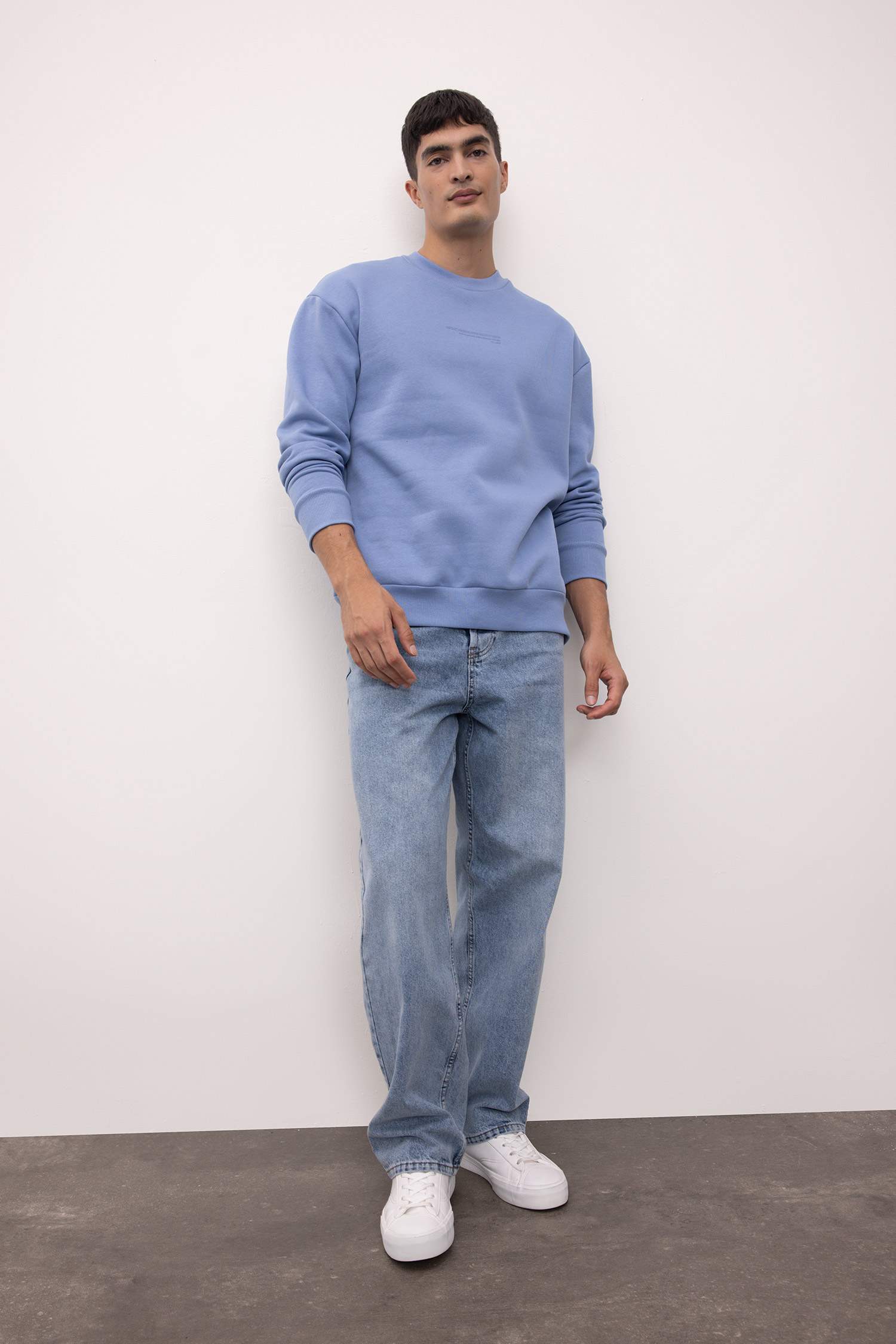 Boxy Fit Bisiklet Yaka Baskılı Sweatshirt