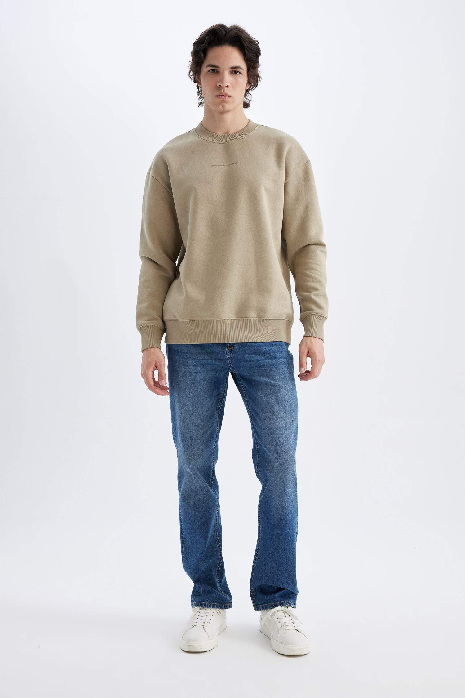 Boxy Fit Bisiklet Yaka Baskılı Sweatshirt