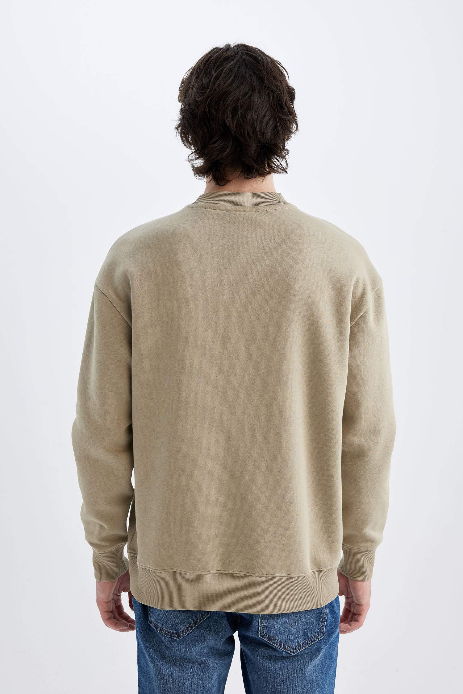 Boxy Fit Bisiklet Yaka Baskılı Sweatshirt