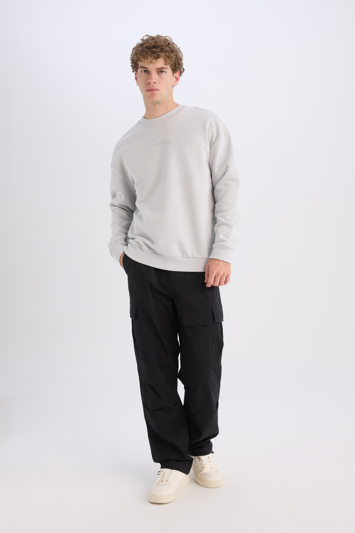 DeFacto Boxy Fit Bisiklet Yaka Baskılı Sweatshirt görsel 2