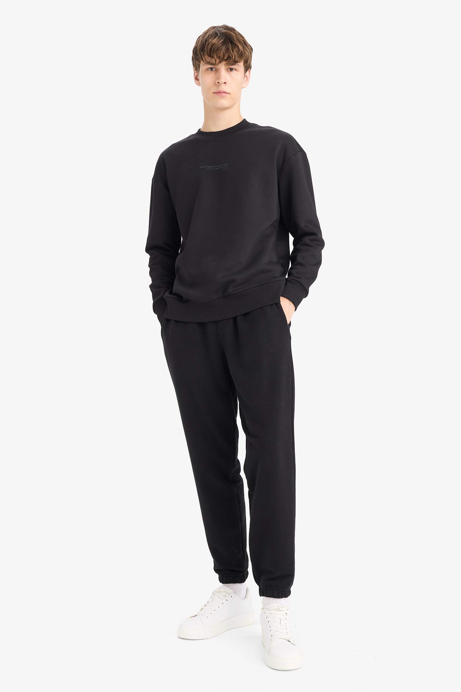 Boxy Fit Bisiklet Yaka İçi Yumuşak Tüylü Baskılı Sweatshirt