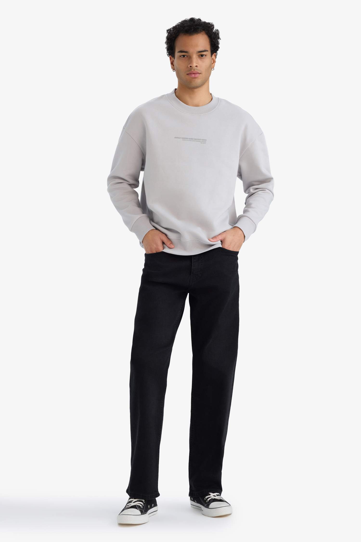 Boxy Fit Printed Long Sleeve Sweatshirt