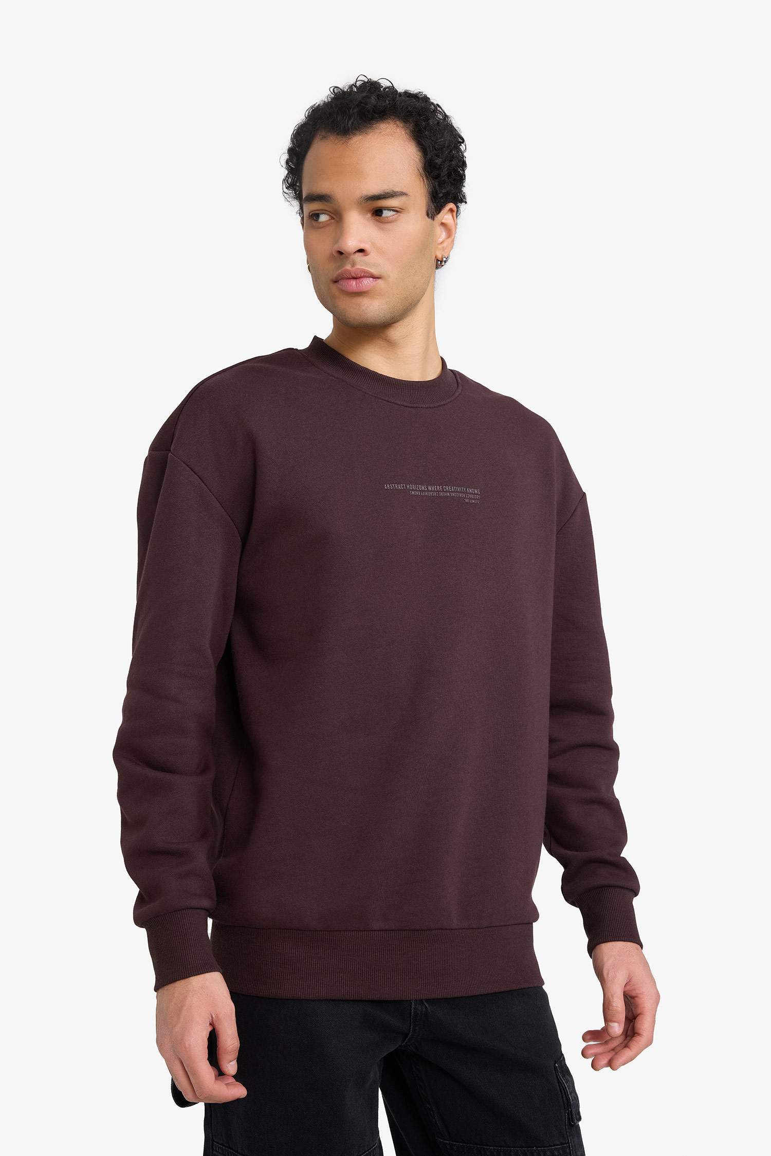 سويت شيرت اوفر سايز بياخة مستديرة