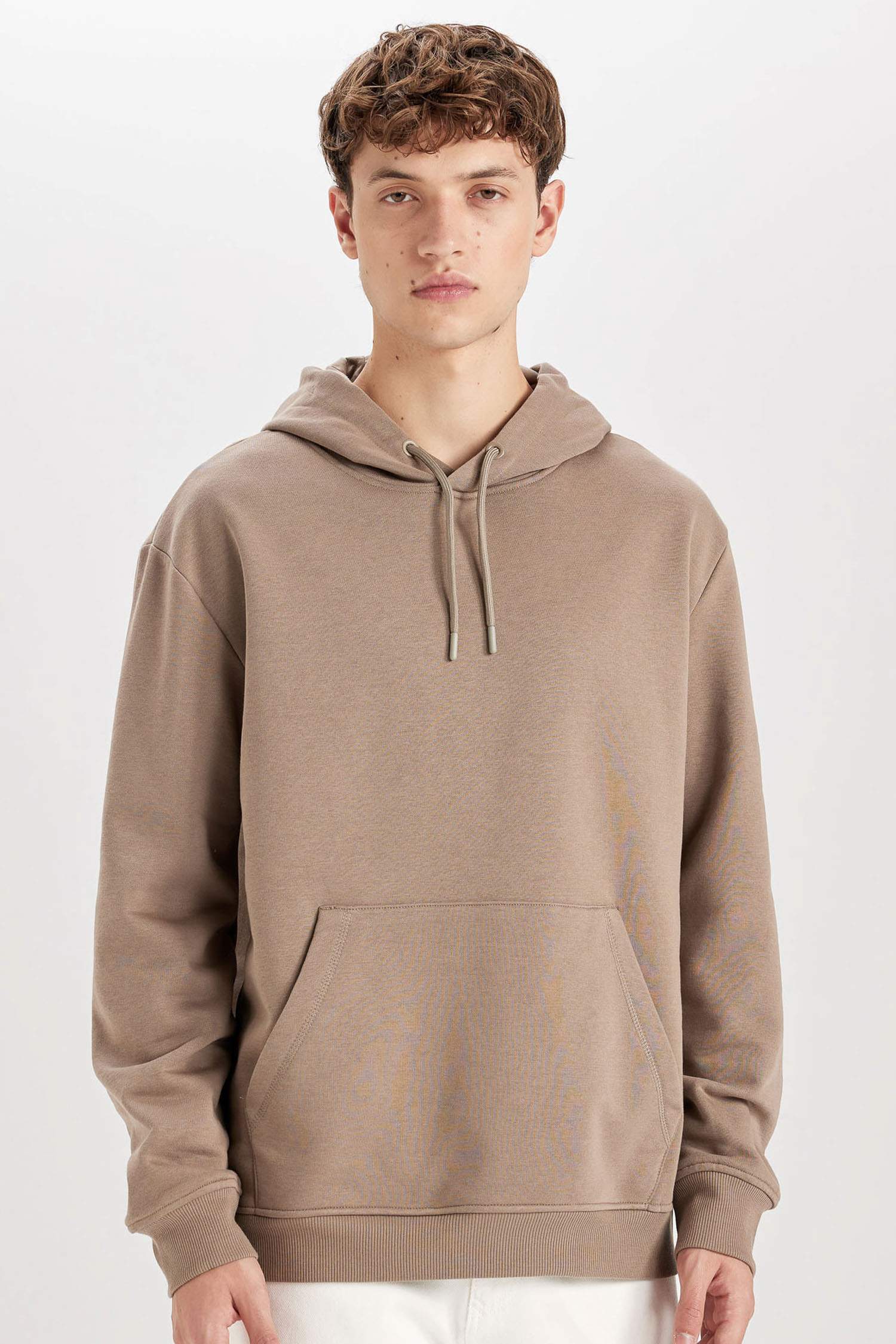 Regular Fit Kapüşonlu Kanguru Cepli İçi Yumuşak Tüylü Basic Düz Sweatshirt