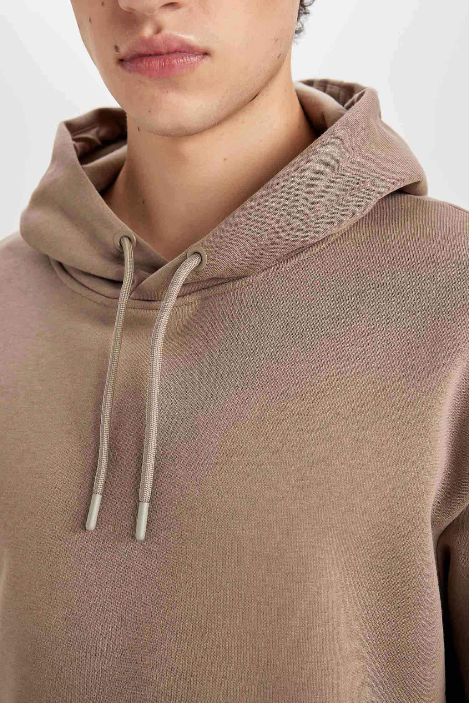 Regular Fit Kapüşonlu Kanguru Cepli İçi Yumuşak Tüylü Basic Düz Sweatshirt