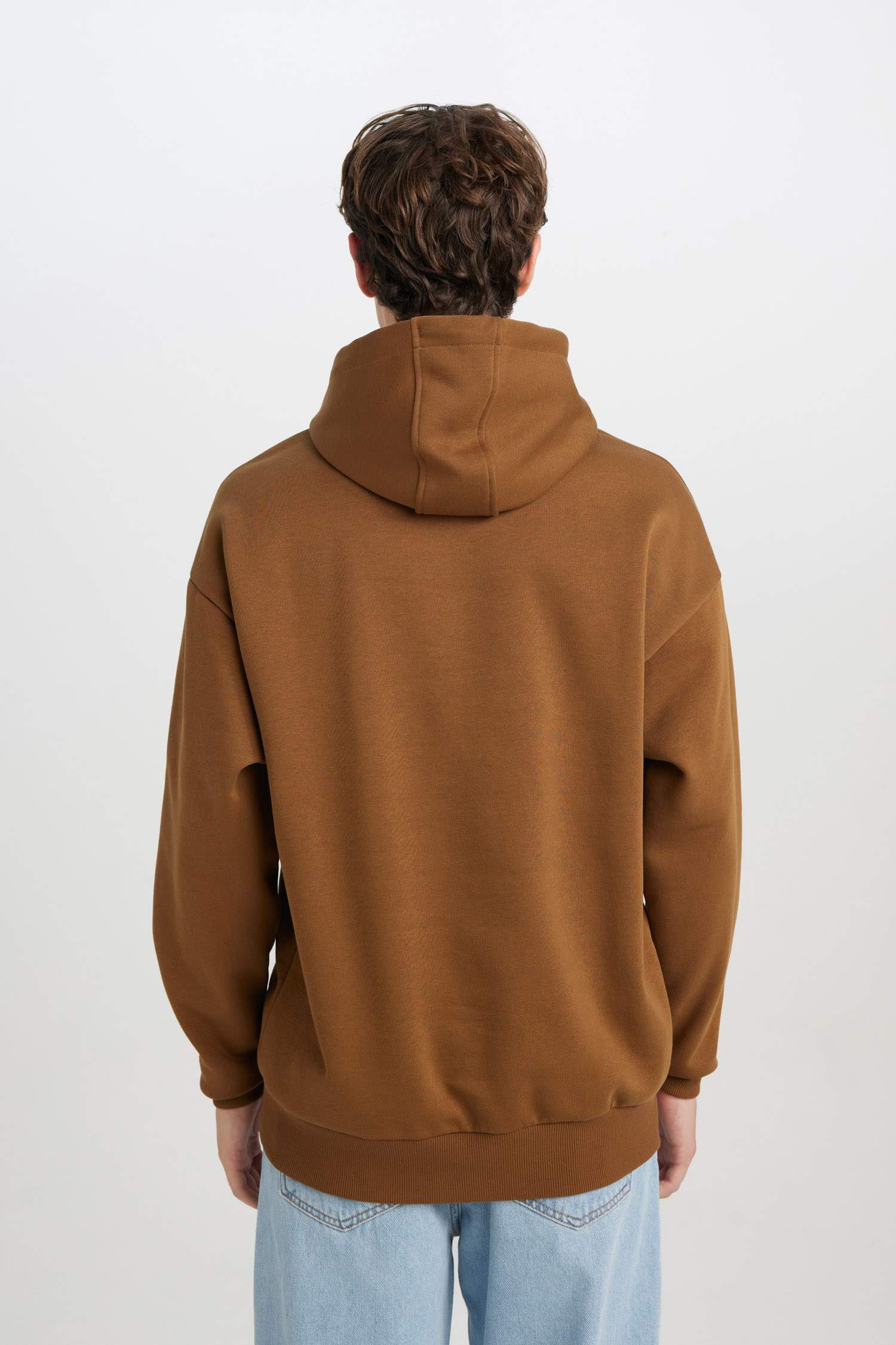 Oversize Geniş Kalıp Kapüşonlu Kanguru Cepli Basic Düz Sweatshirt