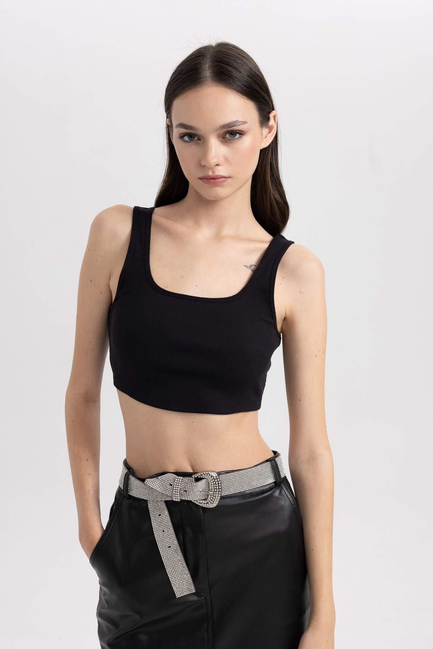 Fitted Kare Yaka Fitilli Kaşkorse Basic Düz Atlet