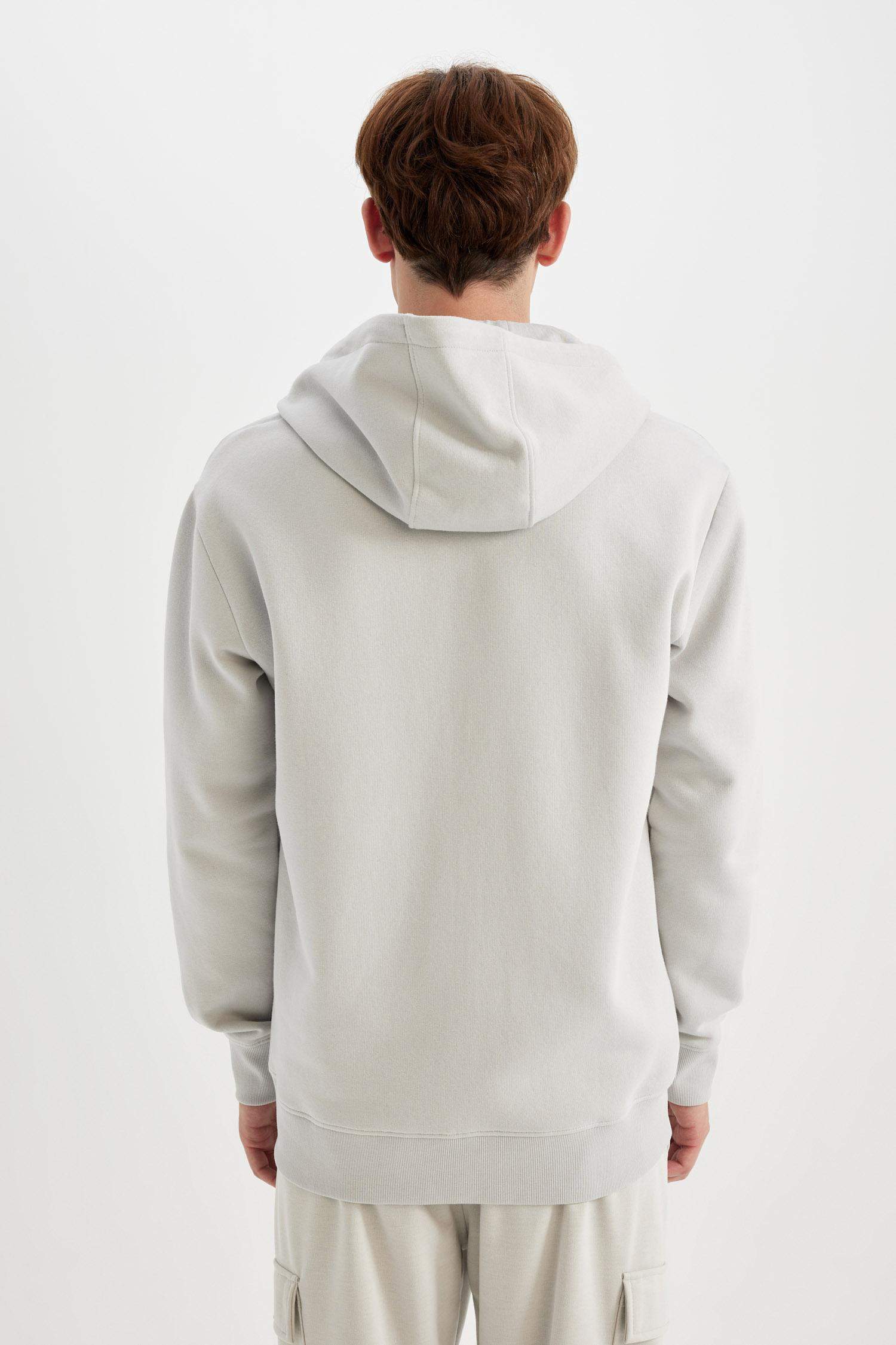 Regular Fit Hooded Soft Furry Inside Basic Zippered Sweatshirt