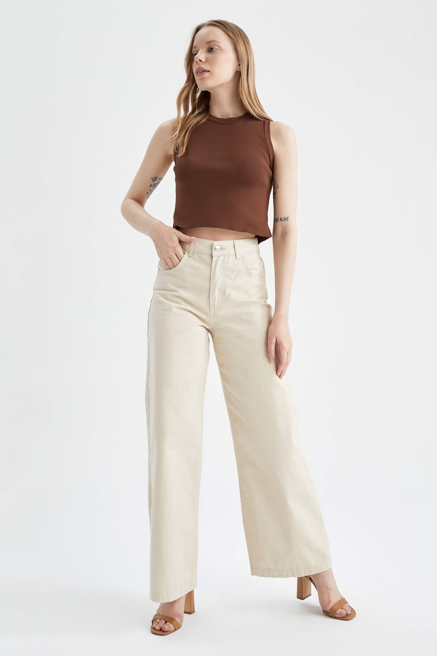 Fitted Rope Decollete Knitted Knitwear Crop Top