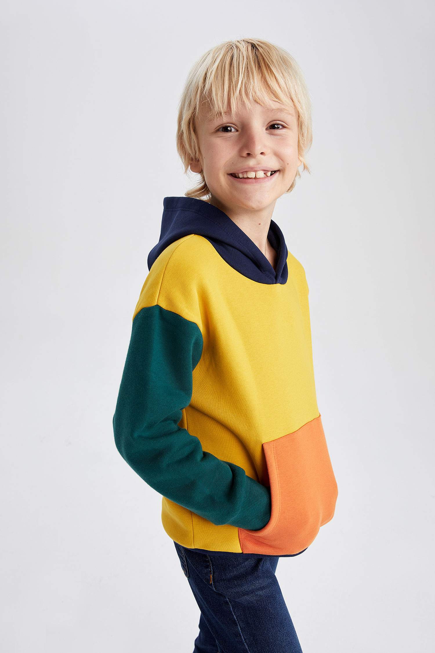 Oversize Fit Hooded Sweatshirt