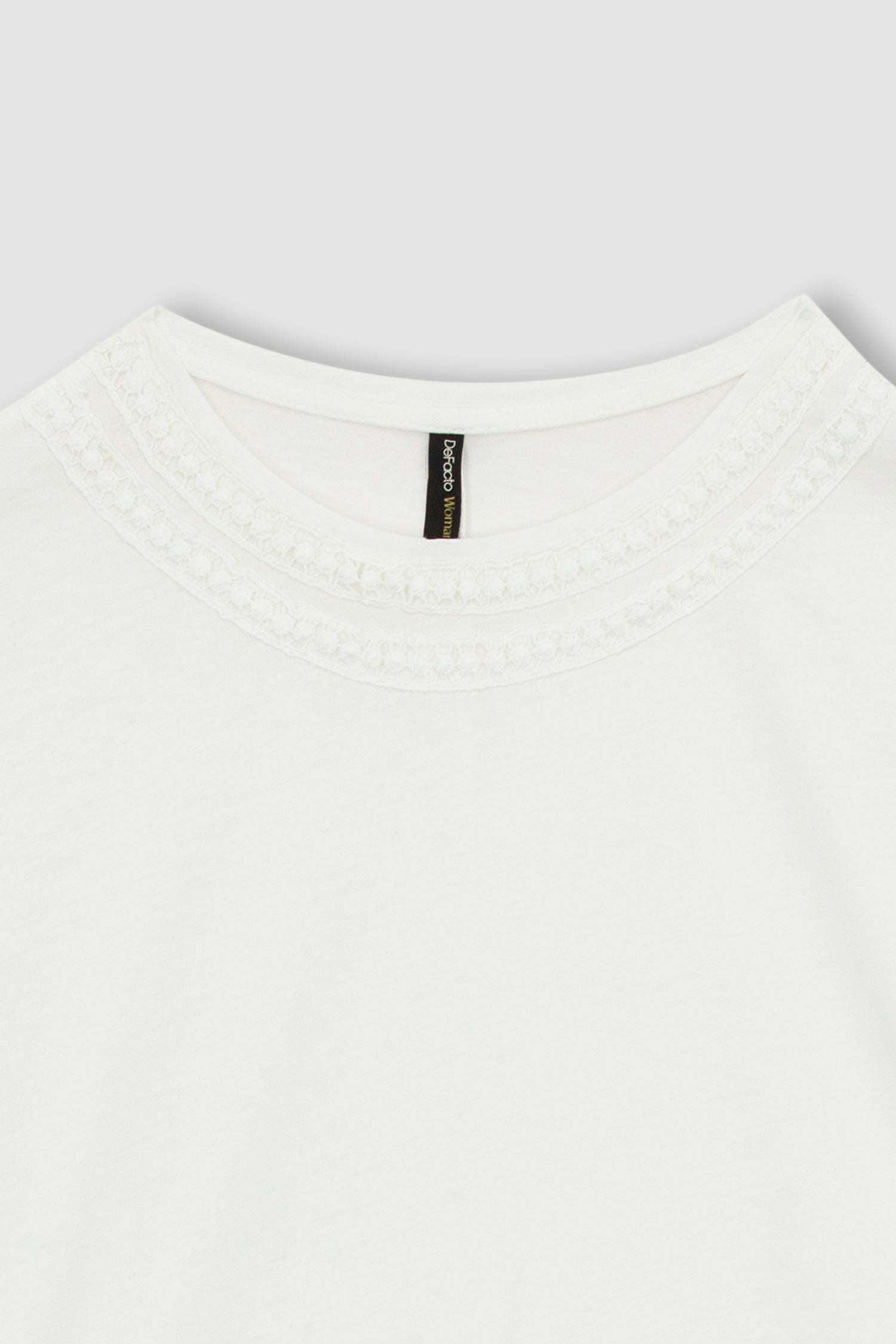 Regular Fit Crew Neck Short Sleeve T-Shirt