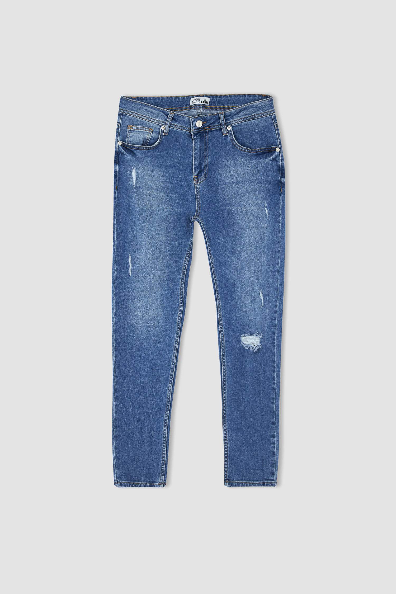 Carrot Fit Havuç Kalıp Yüksel Bel Dar Paça Yırtık Detaylı Jean Pantolon