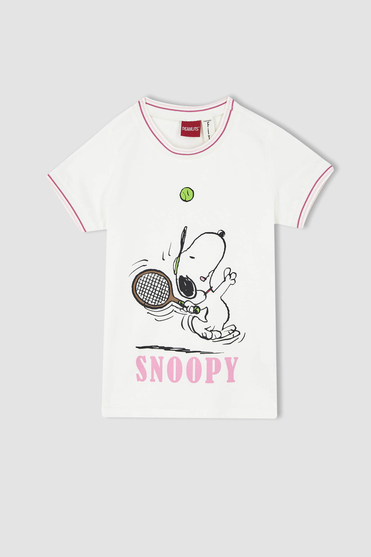 White Girls & Teens Girl Snoopy Licensed Regular Fit Short Sleeved T ...