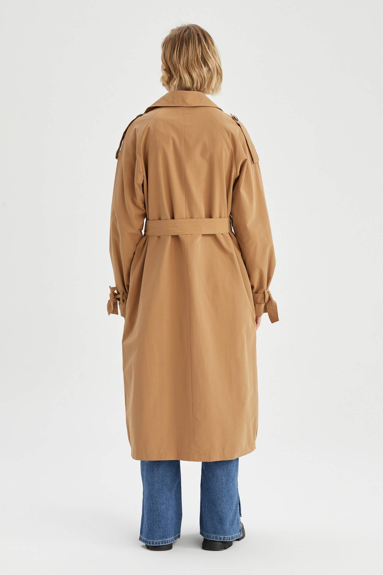 Su İtici Relax Fit Kuşaklı Trençkot