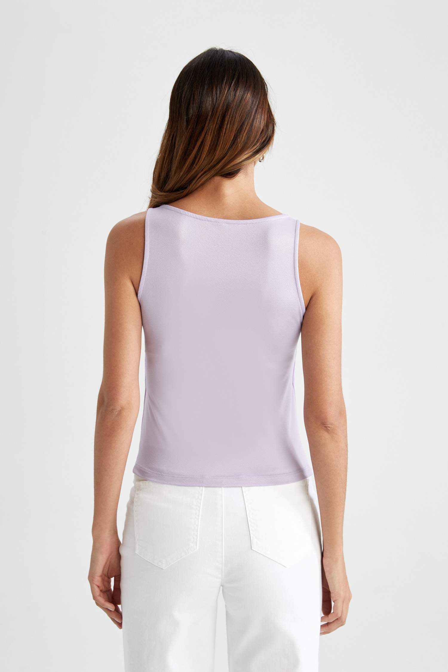 Slim Fit Dar Kesim Kare Yaka Atlet