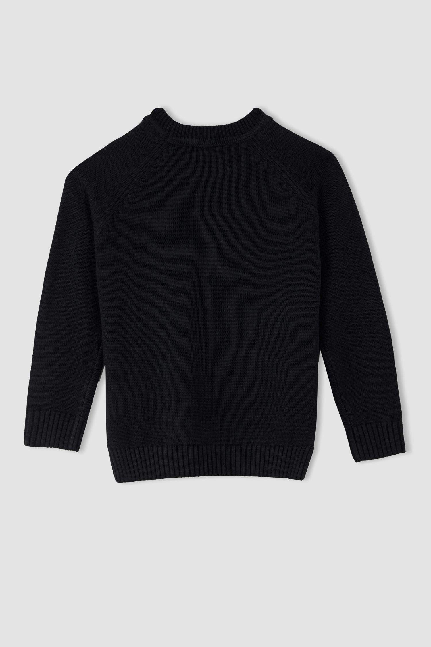 Boys black crew neck sweater hotsell