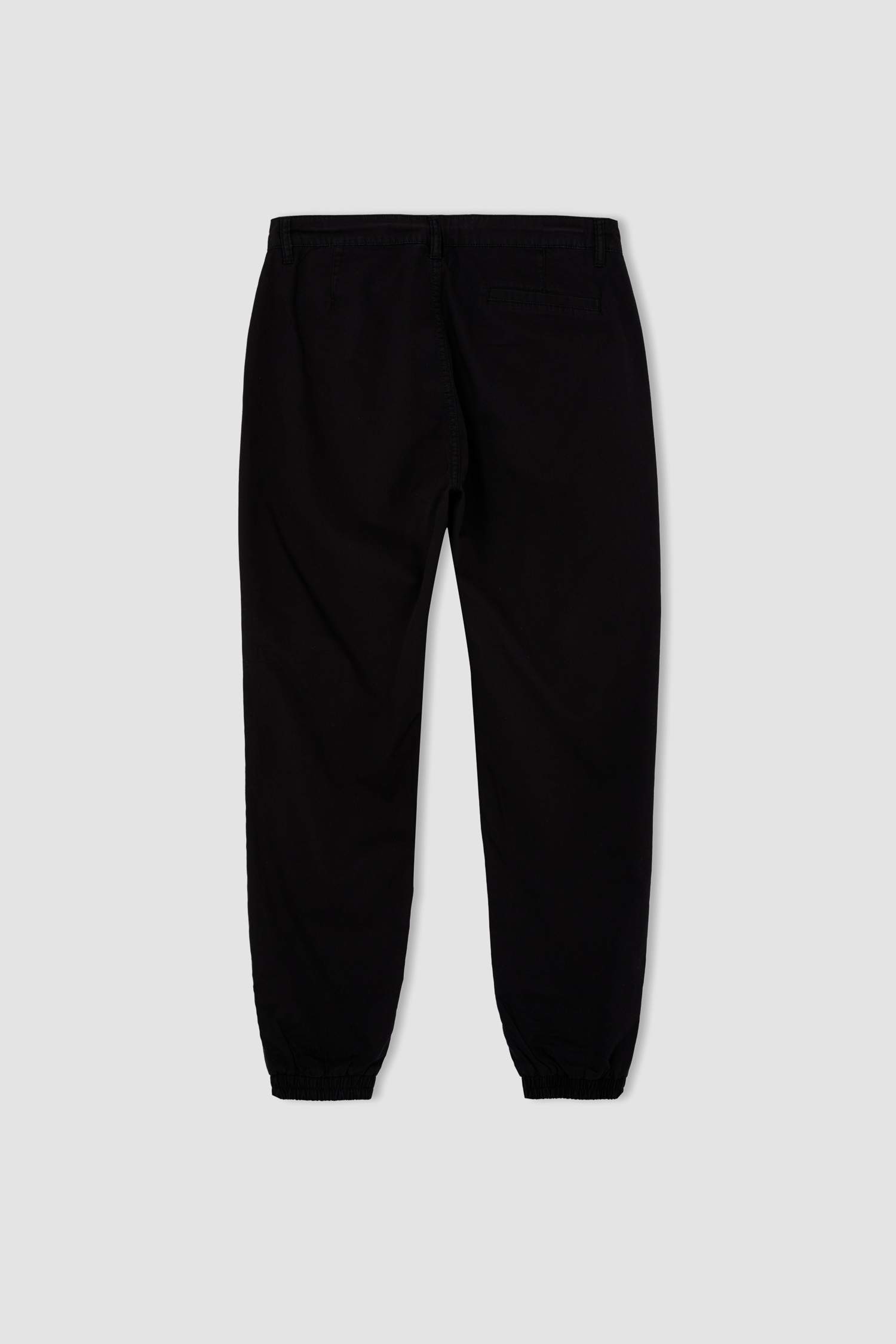 Black MAN Regular Jogger Pants 2524817 | DeFacto