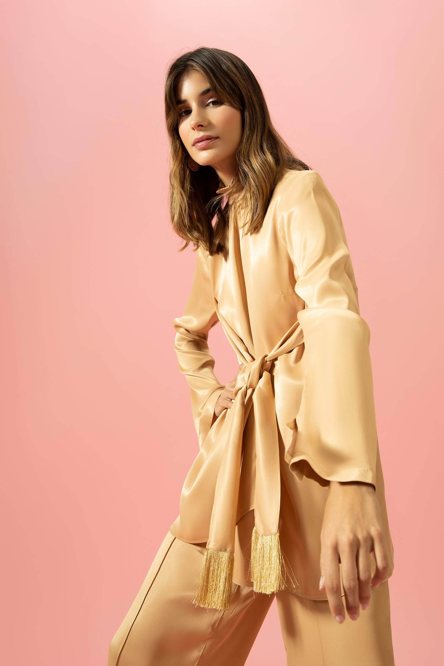 Regular Fit Yarım Balıkçı Yaka Uzun Kollu Saten Tunik