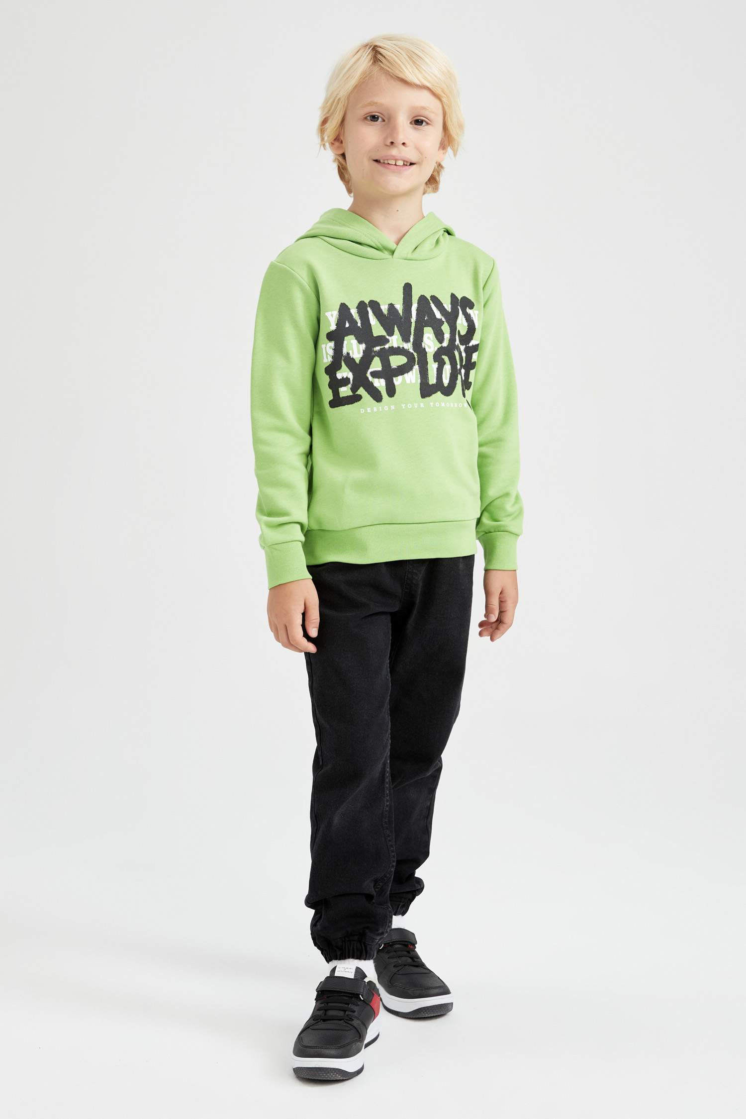 Sweat- Shirt Coupe Régulière À capuche