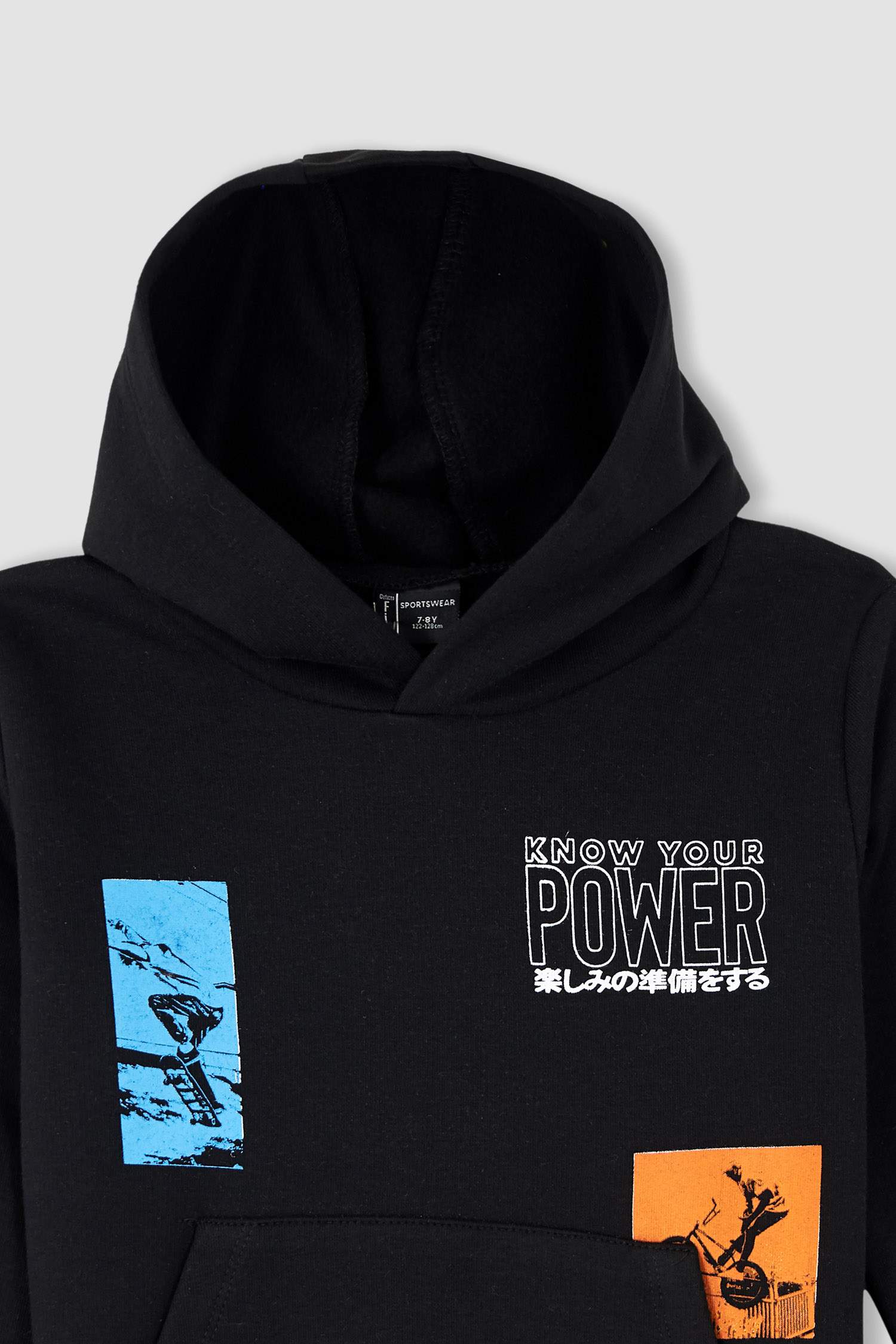 Erkek Çocuk Kapüşonlu Sırt Baskılı Kanguru Cepli Sweatshirt