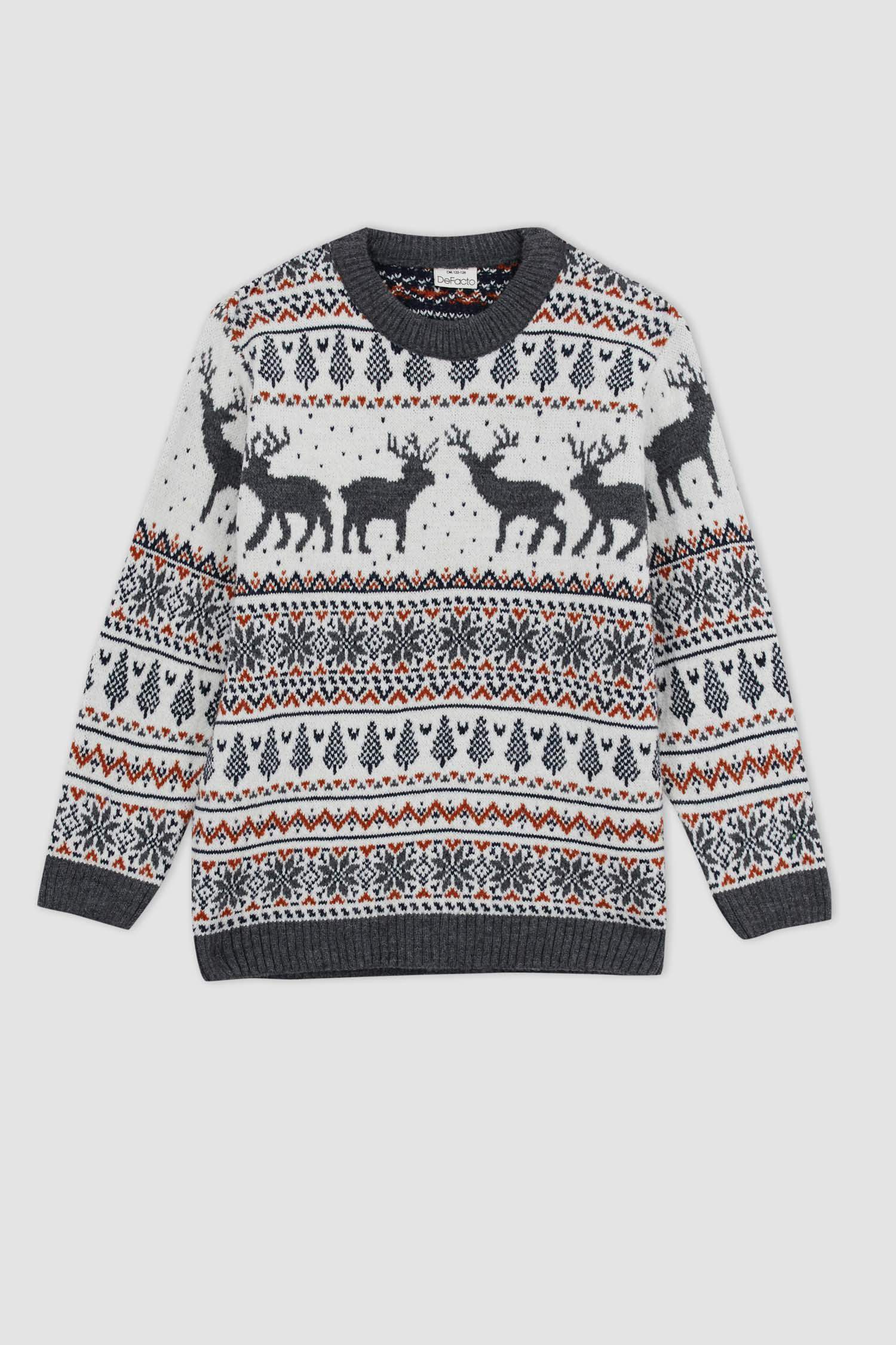 Пуловер стандартного крою з круглим вирізом для хлопчиків