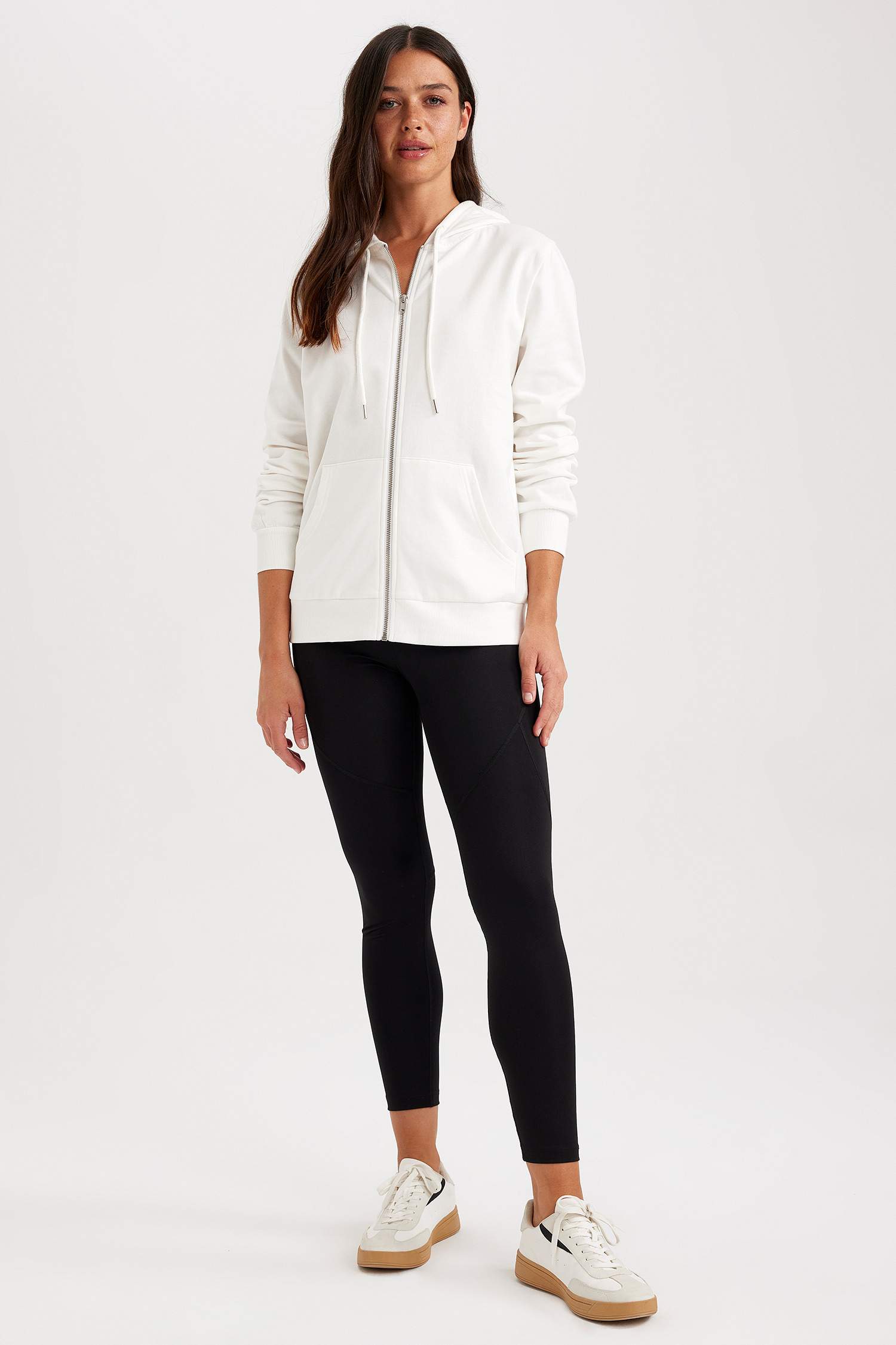 Ekru Kadın Regular Fit Kapüşonlu İnce Sweatshirt Kumaşı Hırka