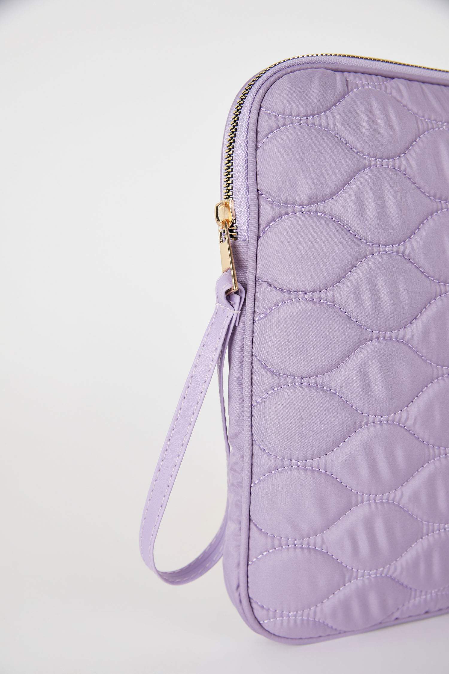 كمبيوتر وعمل