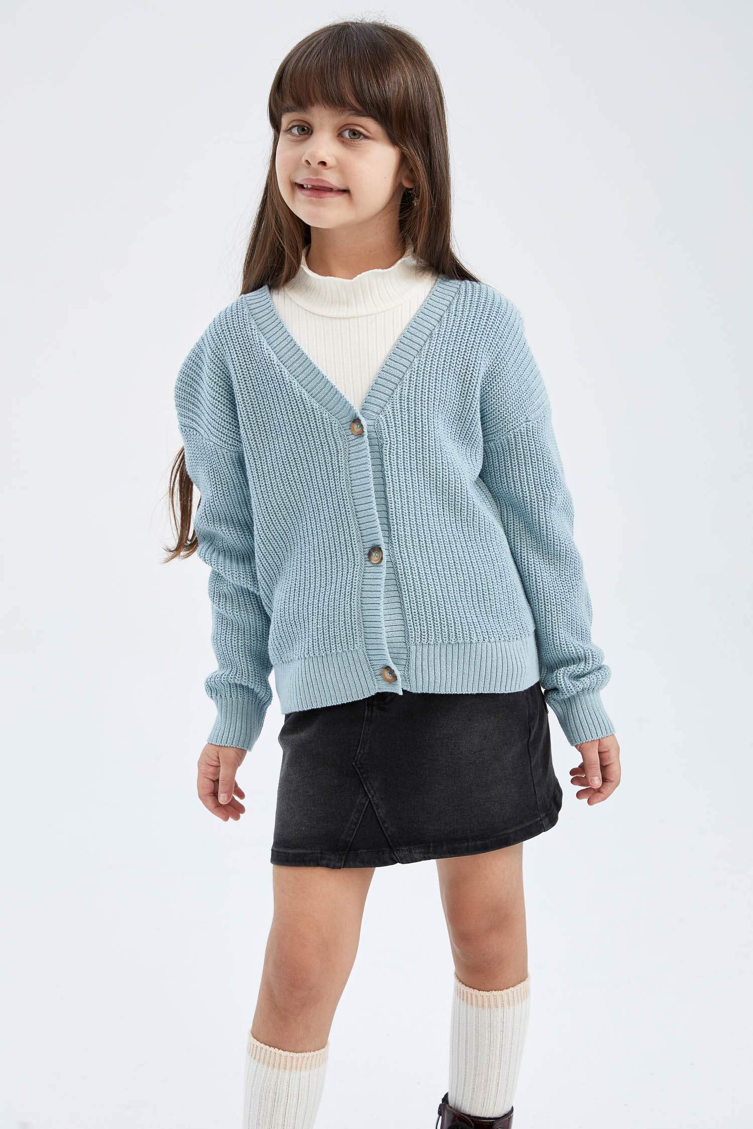 Regular Fit V-Neck Cardigan