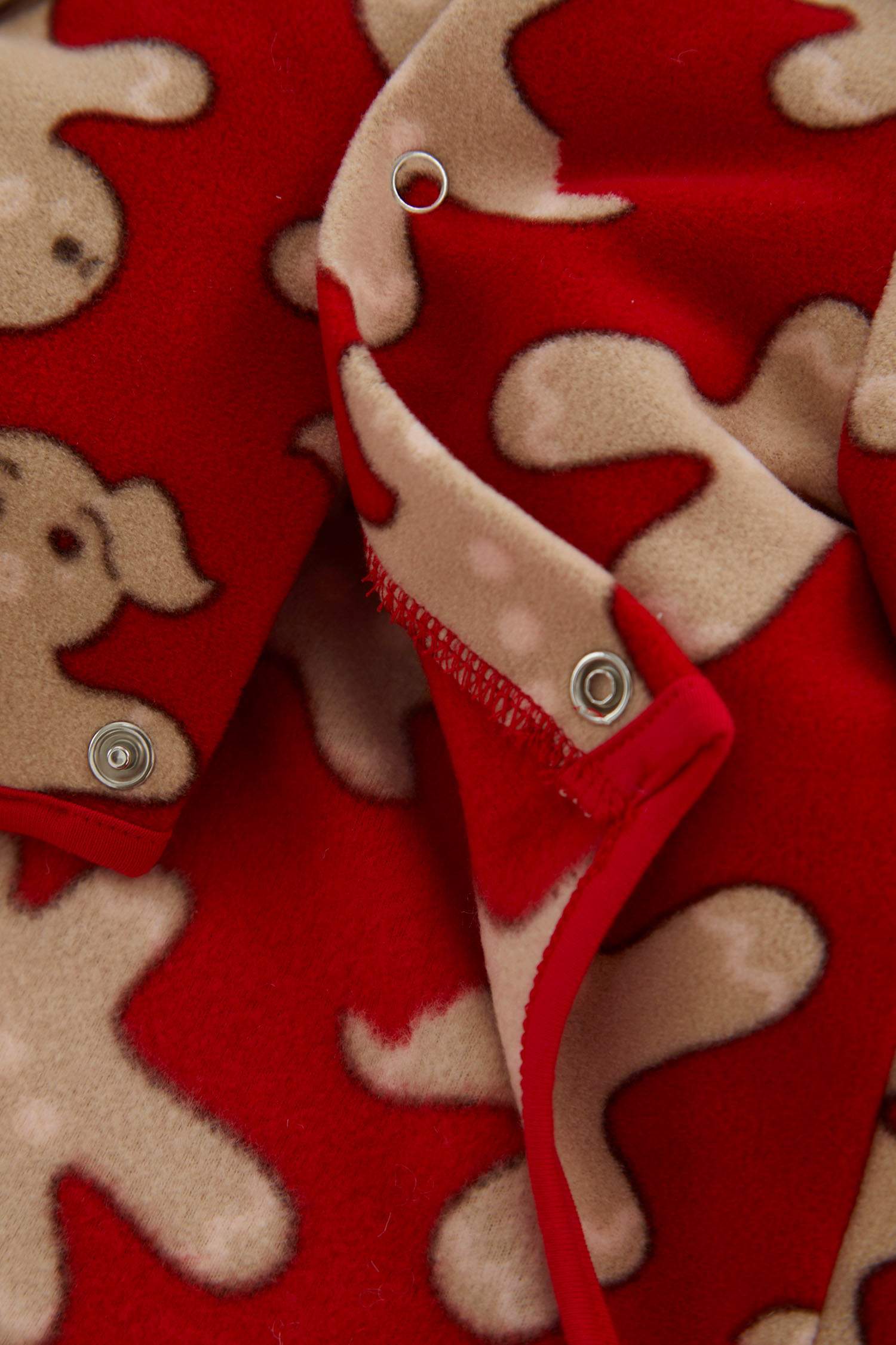 سويت شيرت بقصة عادية بياقة مستديرة بأكمام قصيرة