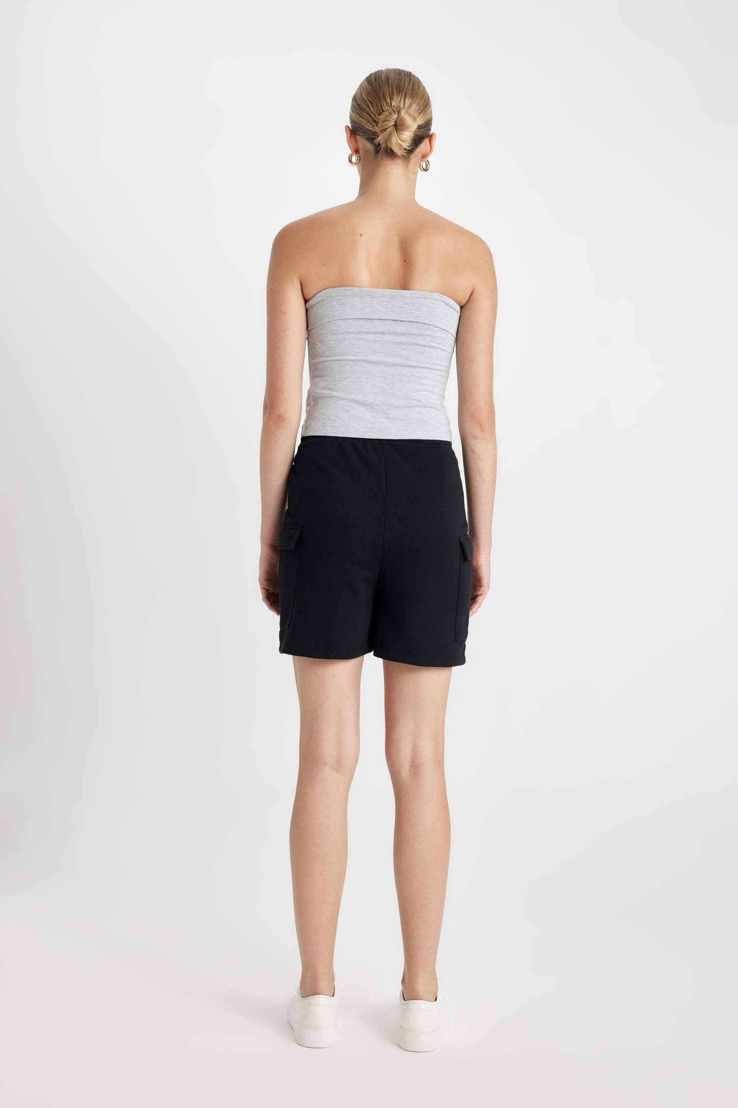 Regular Fit Düz Paça Şort