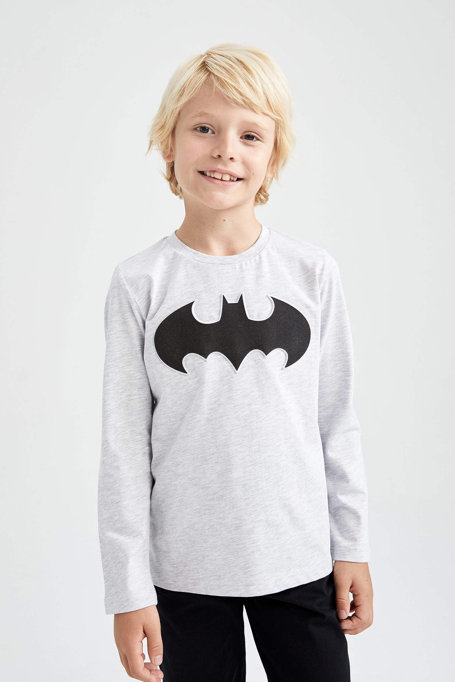 Grey Boys & Regular Fit Batman Long Sleeve T-Shirt 2562270 | DeFacto