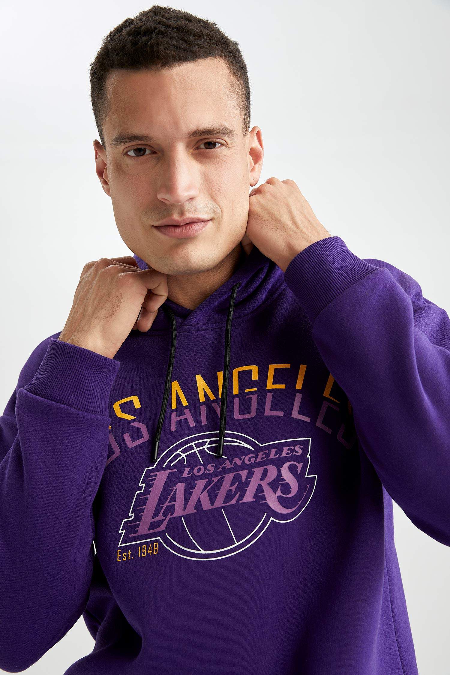 Defacto Fit NBA Los Angeles Lakers Comfort Fit Kapüşonlu Sweatshirt. 6