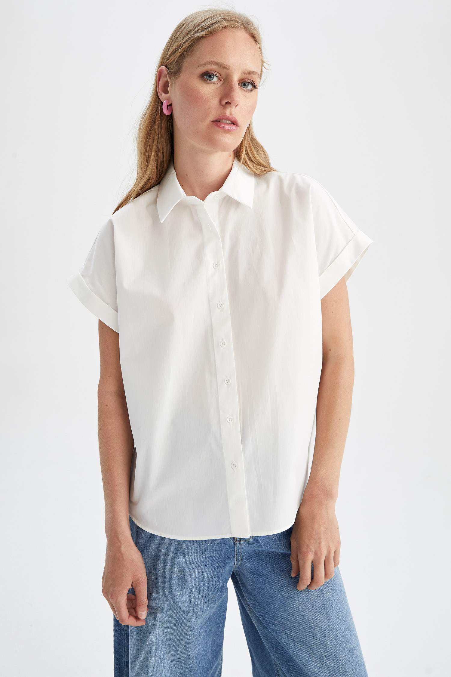 Regular Fit Shirt Collar Poplin Short Sleeve Shirt