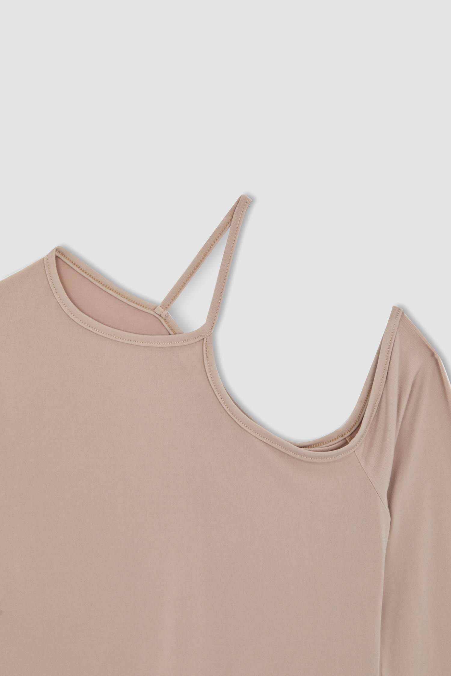 Slim Fit Bisiklet Yaka Omuz Dekolteli Uzun Kollu Bluz