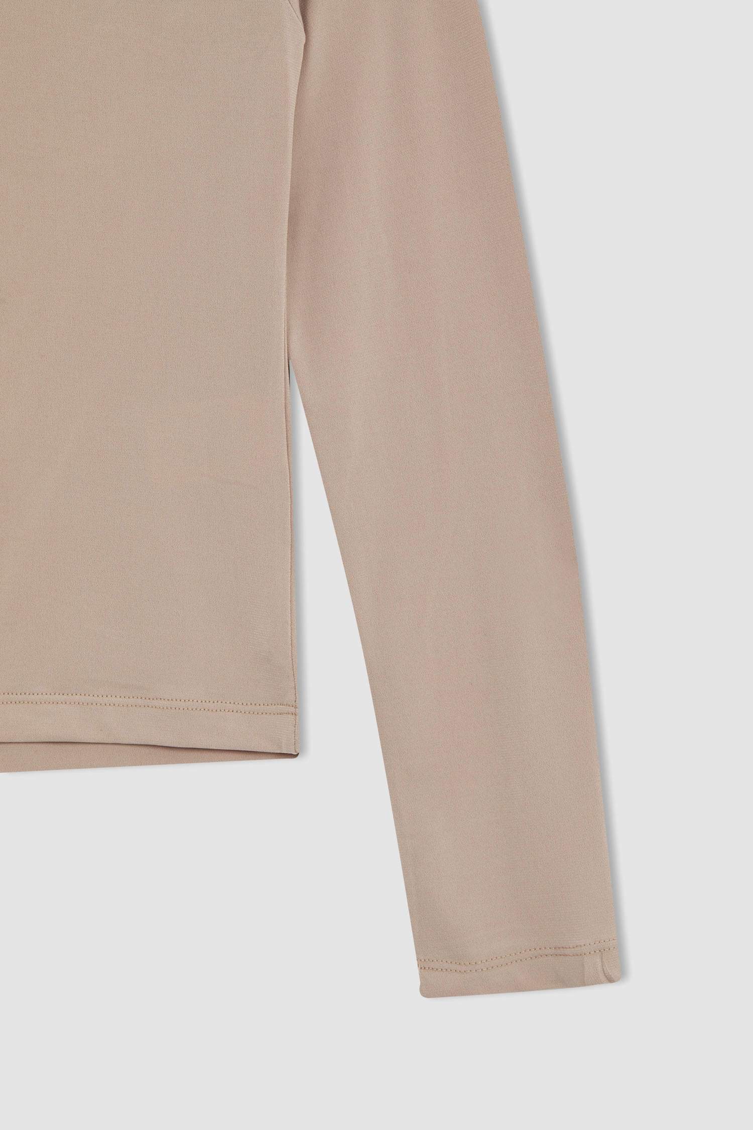 Slim Fit Bisiklet Yaka Omuz Dekolteli Uzun Kollu Bluz