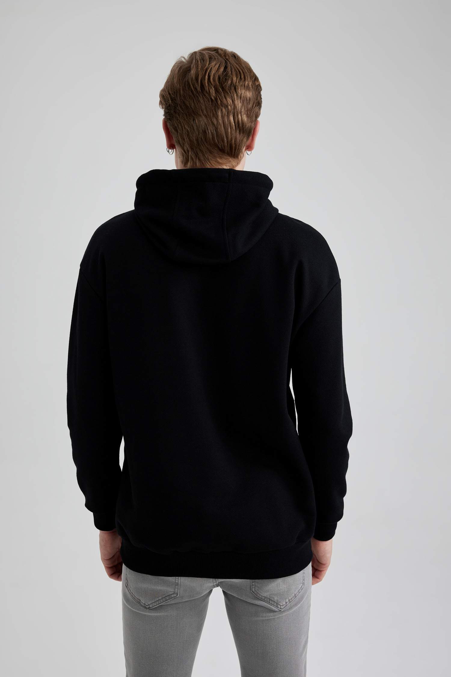 Boxy Fit Long Sleeve Sweatshirt