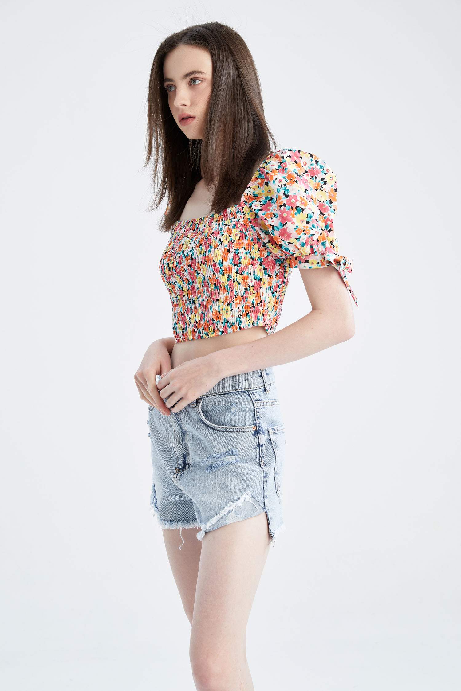 Coool қысқартылған пішім тұтас басып шығарылған шаршы ойық Қысқа жеңді Блуза