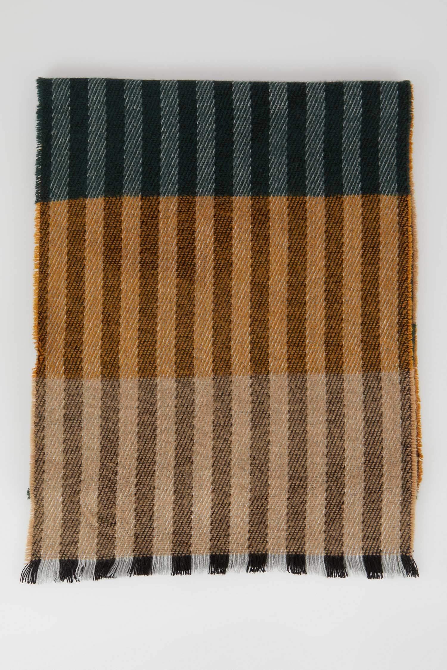 Erkek Çizgi Desenli Atkı