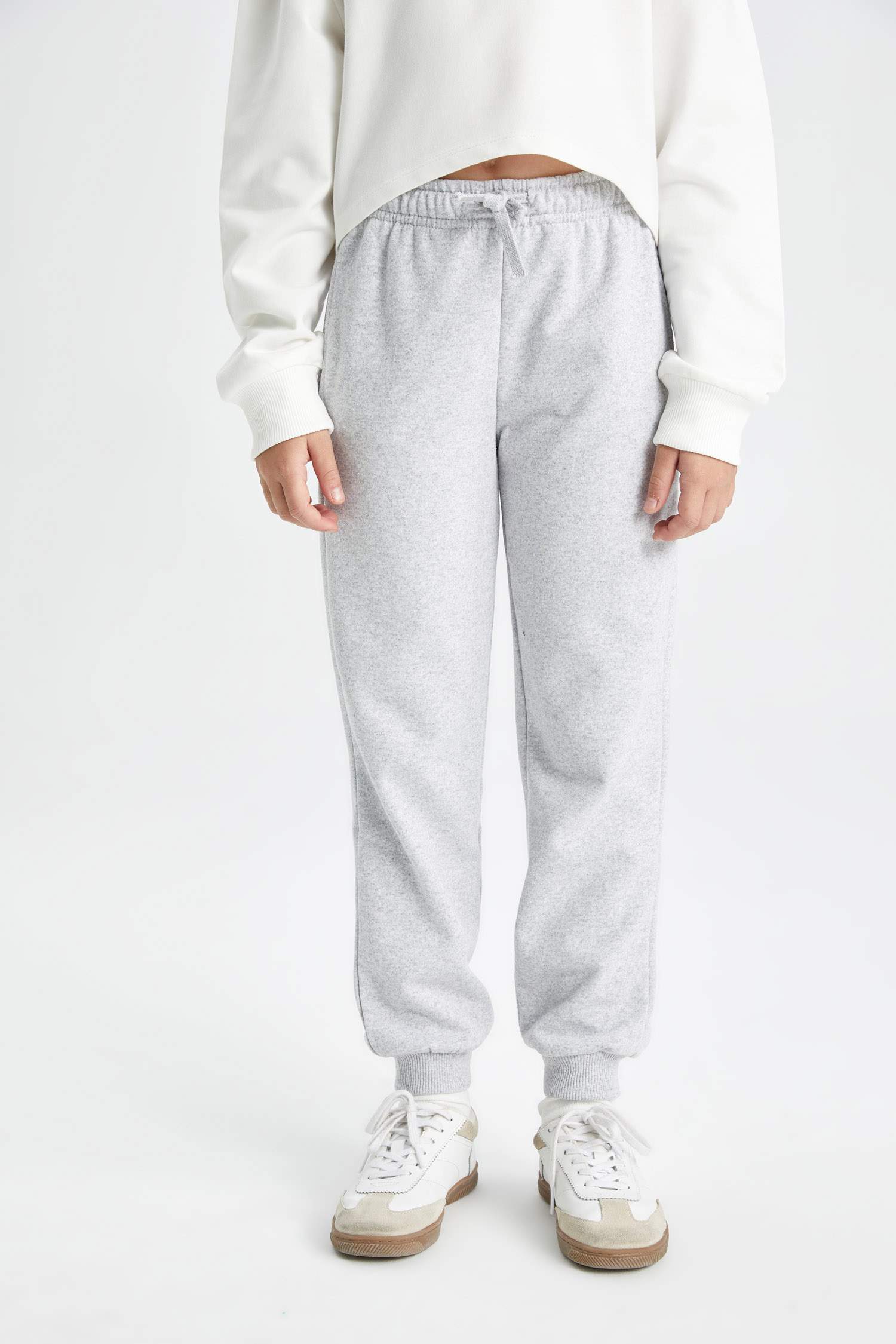 Kız Çocuk Gri Standart Fit Beli Paçası Lastikli Okul Jogger Eşofman Altı