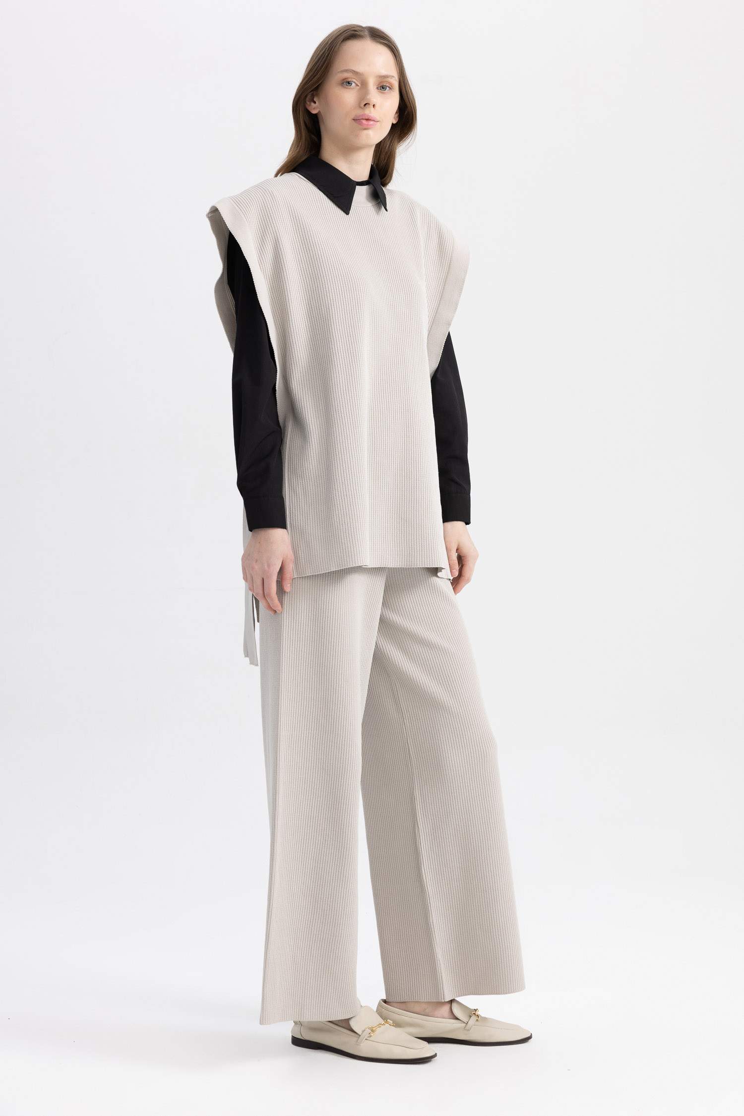 بنطلون تريكو بيزك قصة مريحة