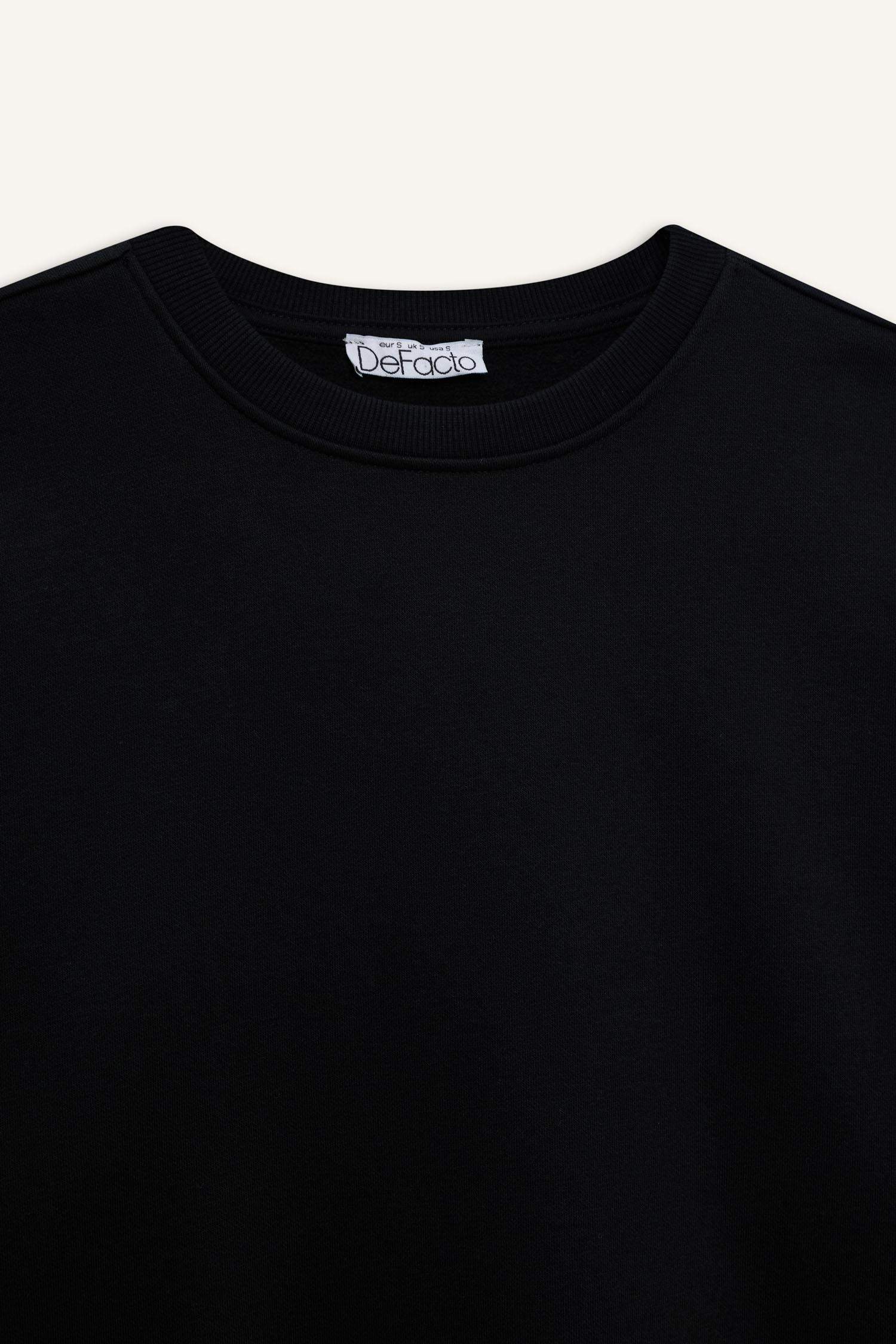 Толстая толстовка Oversize для школы с круглым вырезом и из плотной ткани